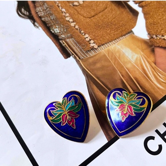 Vintage Enamel Heart Shaped Floral Blue Gold Post Earrings - Picture 2 of 4